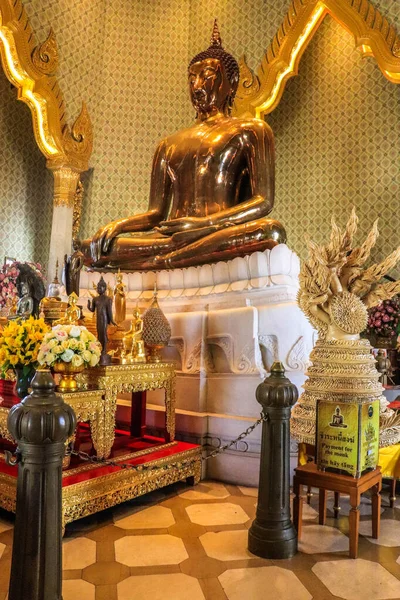 Arquitectura Budista Del Templo Wat Traimit Tailandia —  Fotos de Stock