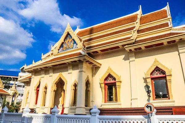 Architettura Buddista Del Tempio Wat Traimit Thailandia — Foto Stock