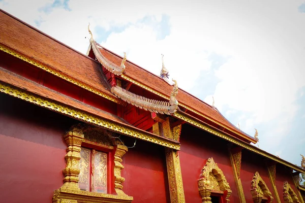 チェンマイ タイの銀の寺院 — ストック写真