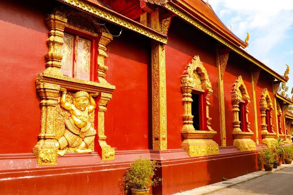 Templo Prata Chiang Mai Tailândia — Fotografia de Stock
