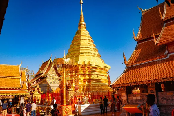 Templo Wat Doi Suthep Tailandia —  Fotos de Stock