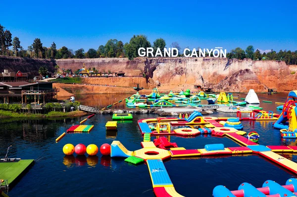 Tayland. Chiang Mai. Büyük Kanyon Su Parkı