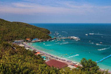 Tayland. Şehir Koh Larn.
