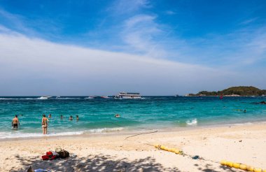 Tayland. Şehir Koh Larn.