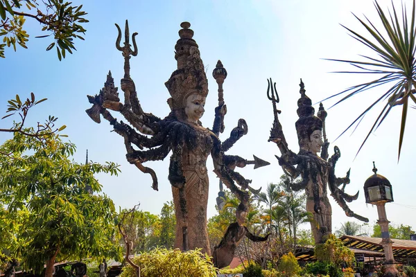 Tayland. Nong Khai. Buddha Parkı