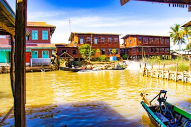 Myanmar 'da göl manzarası