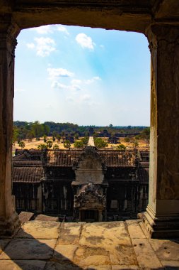 Angkor Wat Tapınağı, Kamboçya 'daki uzak mimari manzarası