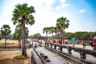 Kamboçya 'daki Angkor Wat tapınağının Asya tarzı mimarisi 