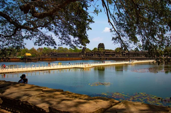 Turistas Wat Mahathat Cidade Angkor Cambodia — Fotografia de Stock