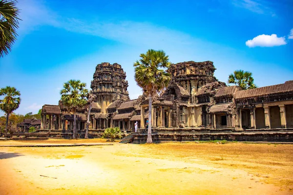 Turistas Caminhando Angkor Wat Temple Camboja — Fotografia de Stock