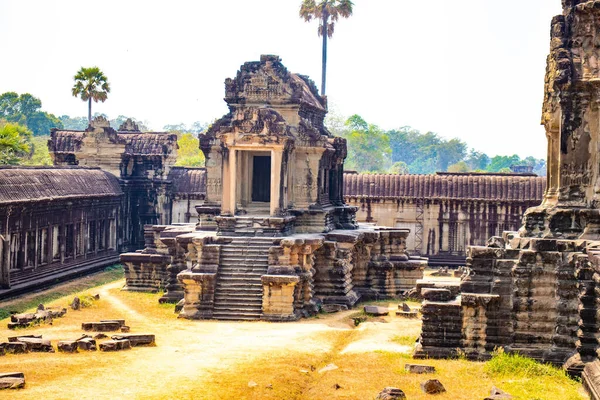 Angkor Wat Tapınağı Kamboçya Daki Uzak Mimari Manzarası — Stok fotoğraf