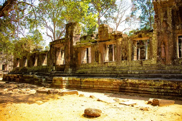 カンボジアの寺院アンコールワットの遺跡 — ストック写真