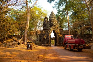 Kamboçya 'daki Angkor Thom Tapınağı 