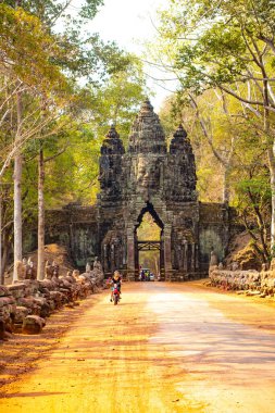 Kamboçya 'daki Angkor Thom Tapınağı 