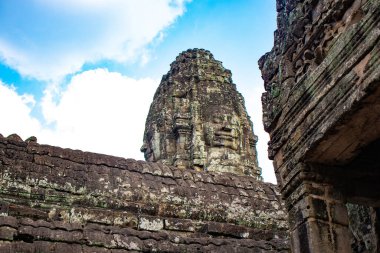 Bayon Tapınağı 'ndaki taş süslemeler ve anıtlar, Kamboçya 