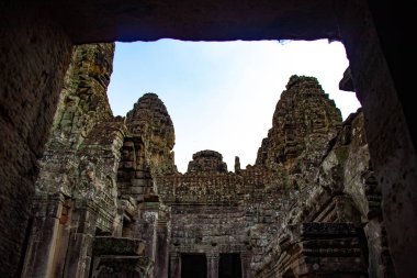 Bayon Tapınağı 'ndaki taş süslemeler ve anıtlar, Kamboçya 