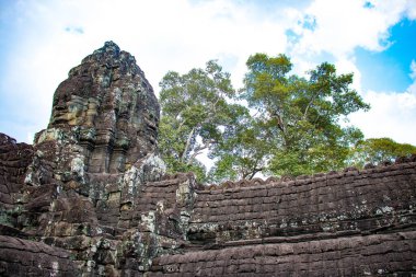Bayon Tapınağı 'ndaki taş süslemeler ve anıtlar, Kamboçya 