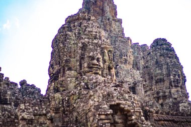 Bayon Tapınağı, Kamboçya 'daki dekorasyon ve anıtlar 