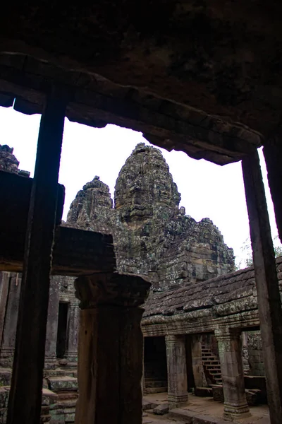 Bayon Tapınağı Ndaki Taş Süslemeler Anıtlar Kamboçya — Stok fotoğraf