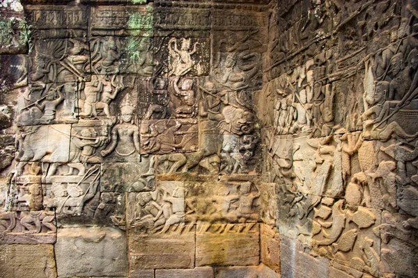 Πέτρινες Διακοσμήσεις Και Μνημεία Στο Ναό Bayon Καμπότζη — Φωτογραφία Αρχείου