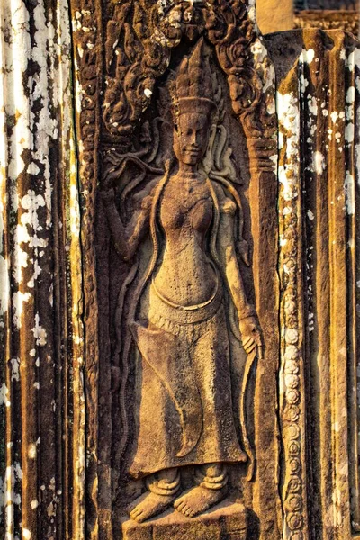 カンボジアのバイヨン寺院における装飾とモニュメント — ストック写真