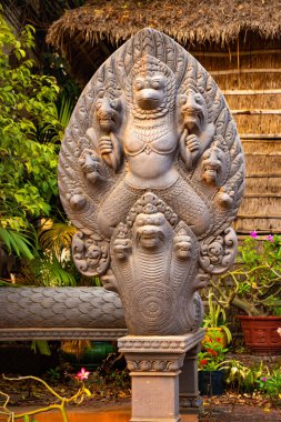 Bayon Tapınağı, Kamboçya 'daki görüntüyü kapat 