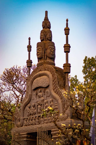 カンボジアのバイヨン寺院の近景 — ストック写真