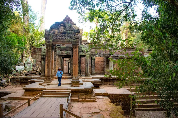 Antiguas Ruinas Del Templo Phrom Camboya —  Fotos de Stock