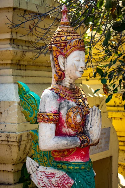 Статуя Буддийском Храме Камбоджи — стоковое фото