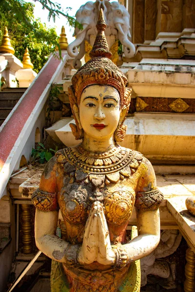 Primer Plano Estatua Templo Budista Camboya — Foto de Stock