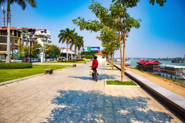 Kamboçya. Phnom Penh. Riverside Mekong İskelesi