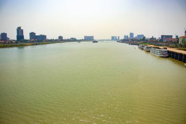 Kamboçya. Phnom Penh. Riverside Mekong İskelesi