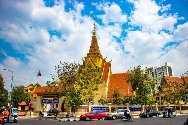 พนมเปญ พระราชว งจร — ภาพถ่ายสต็อก