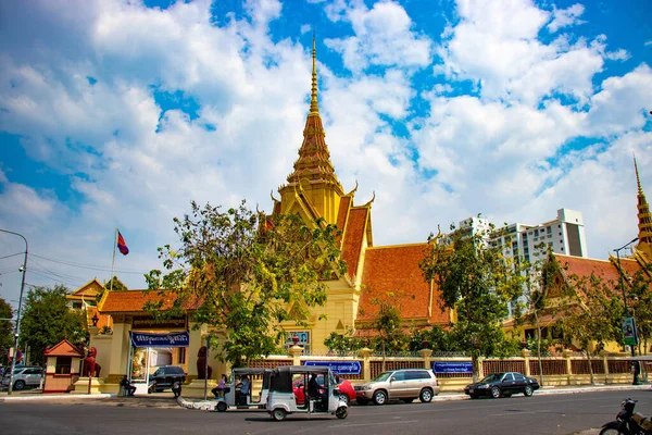 Камбоджа Пномпень Настоящий Дворец — стоковое фото