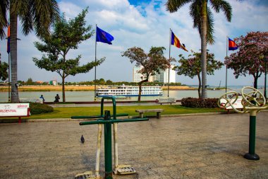 Kamboçya. Phnom Penh. Riverside Mekong İskelesi