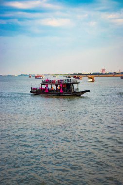 Kamboçya. Phnom Penh. Riverside Mekong İskelesi