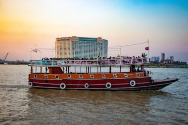Kamboçya. Phnom Penh. Riverside Mekong İskelesi