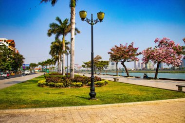 Kamboçya. Phnom Penh. Riverside Mekong İskelesi