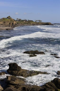 Endonezya 'daki tapınaktan okyanus manzarası