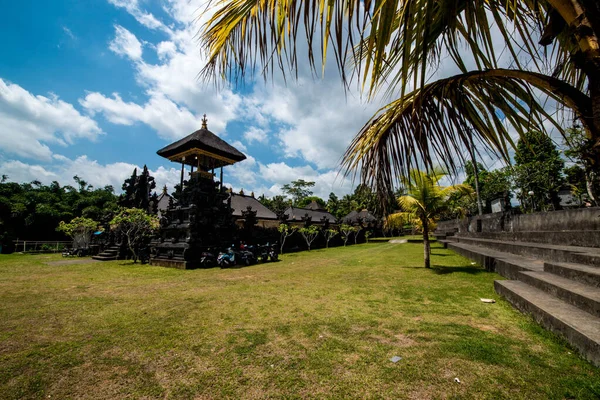 インドネシアのゴア ガジャ寺院の領土 — ストック写真