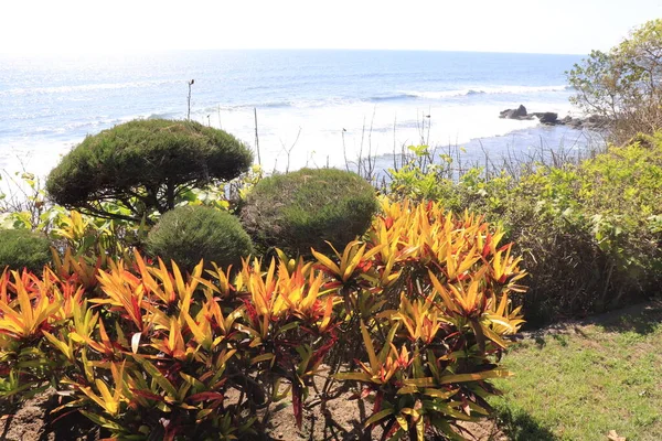 Blauw Oceaanzicht Vanuit Tempel Indonesië — Stockfoto