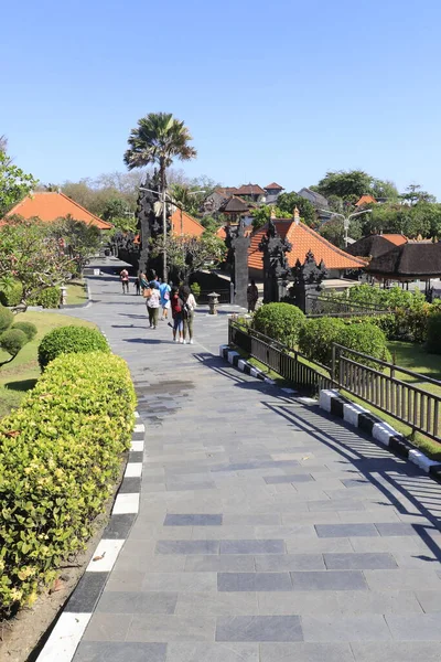 Індонезійський Храм Тана Лот Убуді — стокове фото
