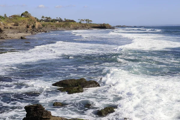 Piękny Widok Ocean Indonezyjskiej Świątyni — Zdjęcie stockowe