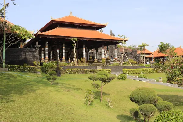 Tanah Lot Tempel Overdag Indonesië — Stockfoto