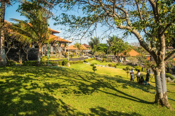 Tanah Lot Temple Durante Dia Indonésia — Fotografia de Stock