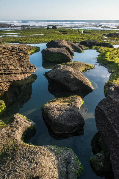 Prachtig Uitzicht Oceaan Vanuit Indonesische Tempel — Stockfoto