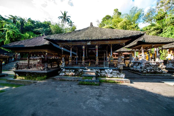 Templo Antigo Indonésio Ubud — Fotografia de Stock