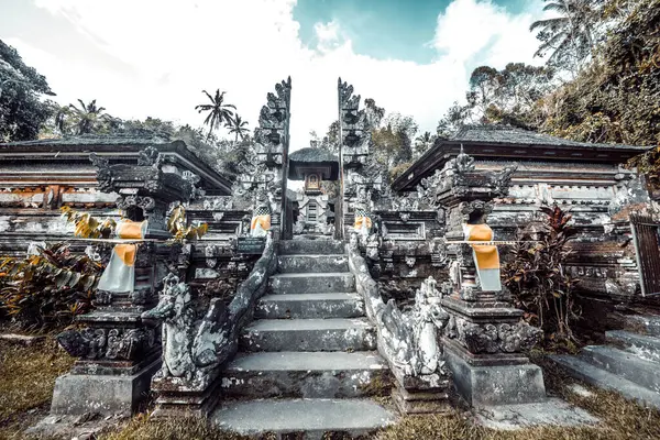 Templo Antiguo Indonesio Ubud — Foto de Stock