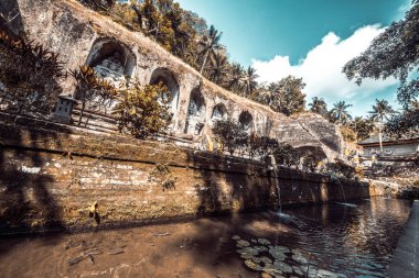 Endonezya 'daki Gunung Kawi Tapınağı' nın antik mimarisi
