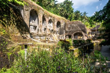Endonezya 'daki Gunung Kawi Tapınağı' nın antik mimarisi